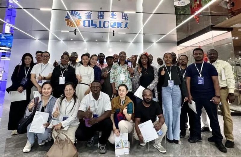 640 (1) 十年为序 向新而行丨奥谱天成2025年终大事纪